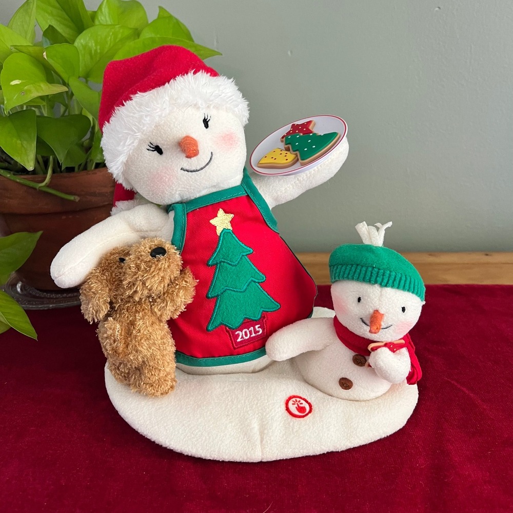 Hallmark 2015 Christmas Snowman Musical Plush Moving Holiday Decor Puppy Cookies